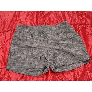 New Courtenay womens Size 10 gray shorts Chino button clasp zipper  flat front